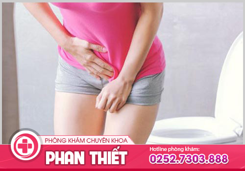 Tiểu buốt nữ là dấu hiệu của bệnh gì? Cách điều trị
